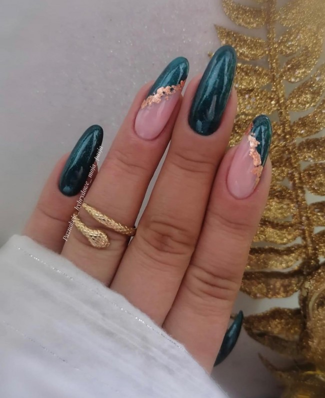 green nail ideas 2022, sage green nails, green french tip nails, green nail art, mint green nail designs, sage green nail designs 2022, green nail designs 2022, green acrylic nails designs, green nails , neon green nail designs, lime green nail designs 2022, olive green acrylic nails, emerald green nail designs