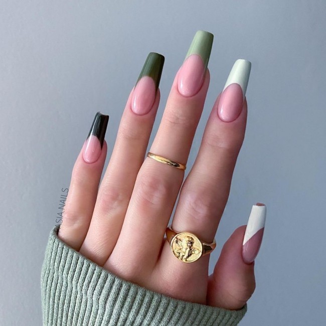 green nail ideas 2022, sage green nails, green french tip nails, green nail art, mint green nail designs, sage green nail designs 2022, green nail designs 2022, green acrylic nails designs, green nails , neon green nail designs, lime green nail designs 2022, olive green acrylic nails, emerald green nail designs