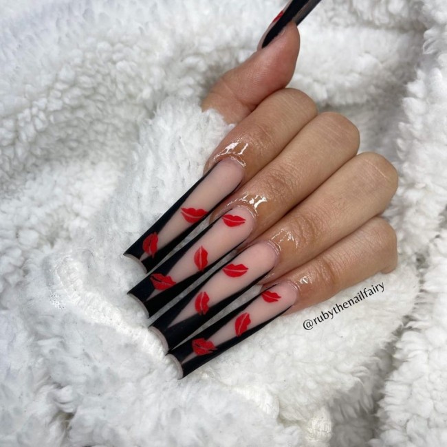 valentines day nails, valentine's day nails 2022, heart nail designs, heart nails, heart nails brown, love heart nails , red valentine's day nails, heart nails aesthetic, acrylic nails with hearts, black heart nail designs, pink nails with hearts, pink heart nails, pink nails, brown heart nails coffin