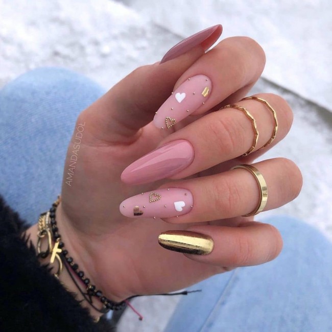 70 Spring Nail Designs 2022 That You Should Try — Nude Pink and Gold Nails with Hearts