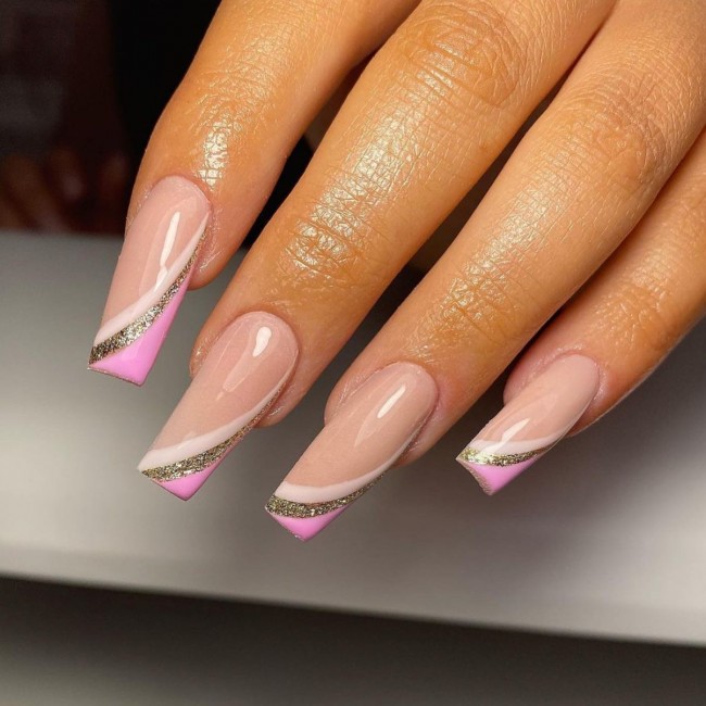 65 Stylish Ways To Wear Nude Nails — Nude Nails with Pink Side French