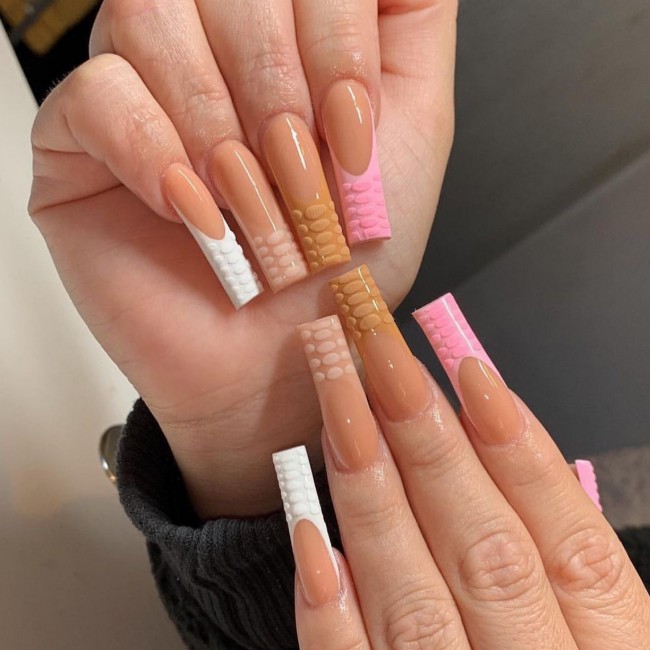 65 Stylish Ways To Wear Nude Nails — White Pink and Nude Snake Print Nude Nail Design