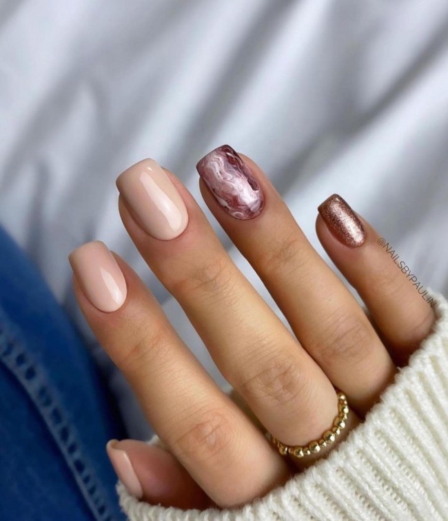 70 Spring Nail Designs 2022 That You Should Try —  Glitter, Nude and Marble Short Nails