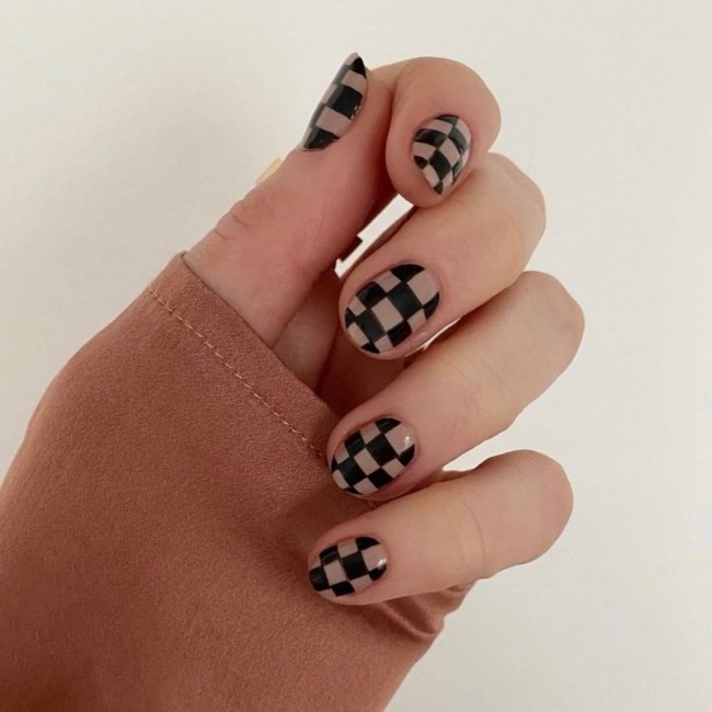 75 The Coolest Checkered Nail Art Designs — 