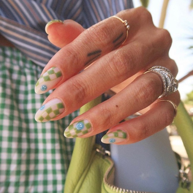 75 The Coolest Checkered Nail Art Designs  — Green Checkered Nails