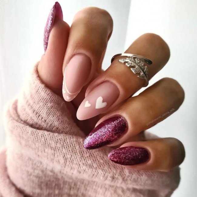 72 Cutest Valentine’s Day Manicure Ideas — Rose Gold and Nude Matte Nails