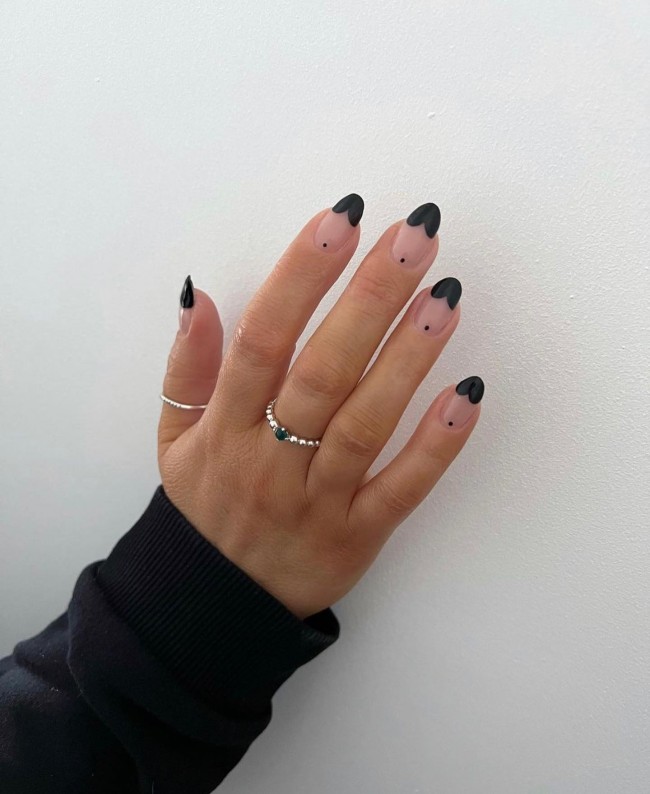 black heart tip nails, black french tip nails