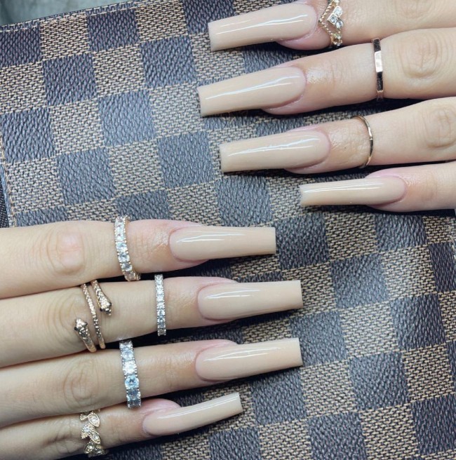 Nude Acrylic Nail Art Designs — Simple Nude Nails