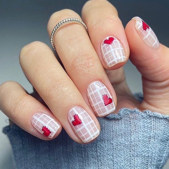 72 Cutest Valentine’s Day Manicure Ideas — Patchy Heart Valentine’s Day Nail Art