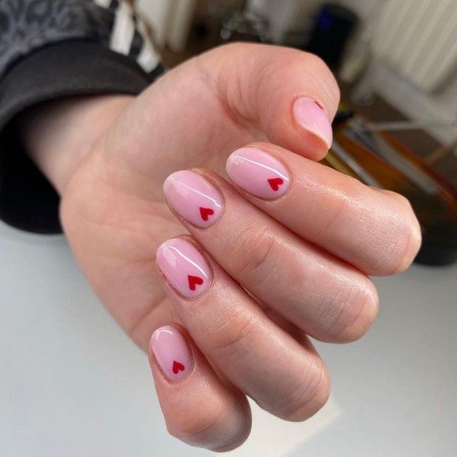 72 Cutest Valentine’s Day Manicure Ideas — Tiny Red Love Heart Nails