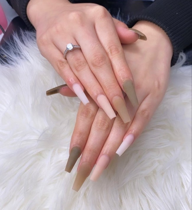 Nude Acrylic Nail Art Designs —