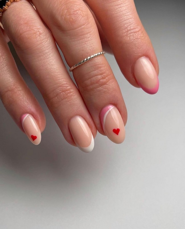 72 Cutest Valentine’s Day Manicure Ideas — Nude Nail Art with Hearts & Swirl