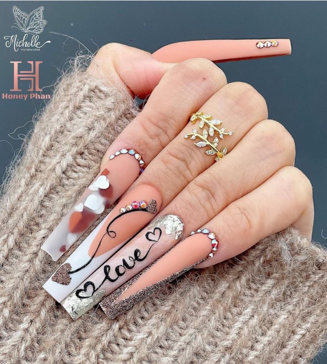 59 Cutest Love Heart Nail Art Designs — Mix and Match Nude Acrylic Nails