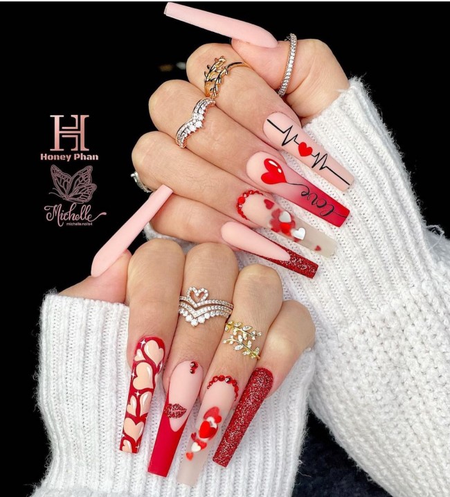 valentine's day nails 2022, valentine nails, pink love heart nails, cute love heart nails, valentine nails 2022, heart nails 2022, heart tip nails, heart nails brown, red nails, pink nails 2022