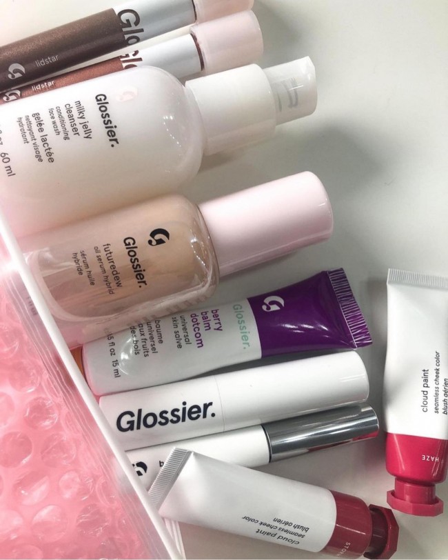 Aesthetic Glossier Skincare Set