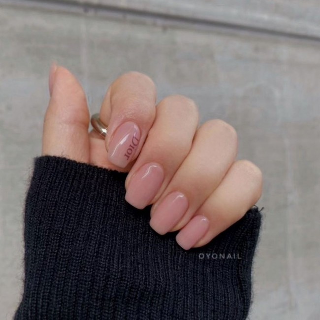 50+ Best Dior Inspired Nail Art Ideas — Simple Nude Nails with Dior