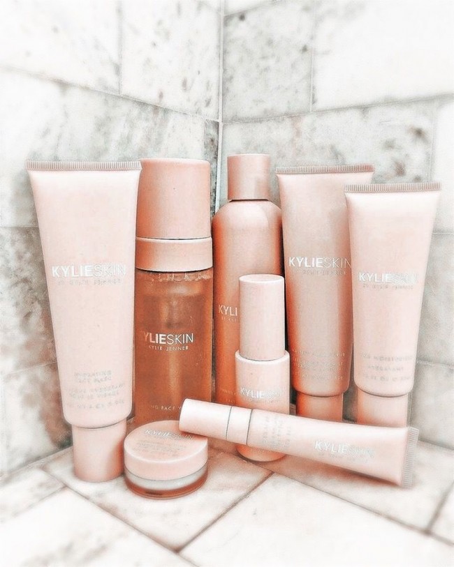 40+ Skin Care Products Aesthetic Ideas — Kylie Skincare Pink Packages