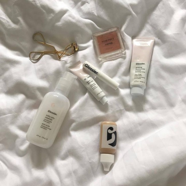 40+ Skin Care Products Aesthetic Ideas — Glossier Aesthetic Skin Care