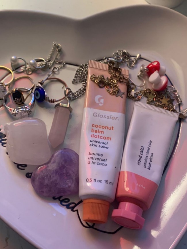 Glossier Coconut Balm Dotcom & Cloud Paint