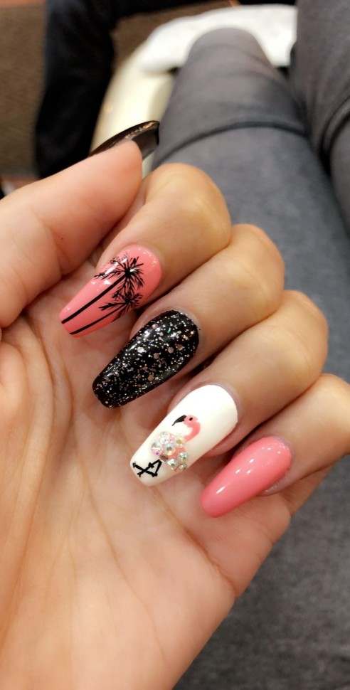 50+ Flamingo Nail Art Designs — Tropical Peach and Black Nails