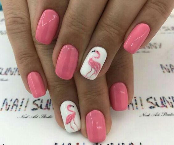 summer nail designs 2022, flamingo nails, flamingo nail art designs, tropical nail designs, summer nail art, pink flamingo nail polish, summer nail trends