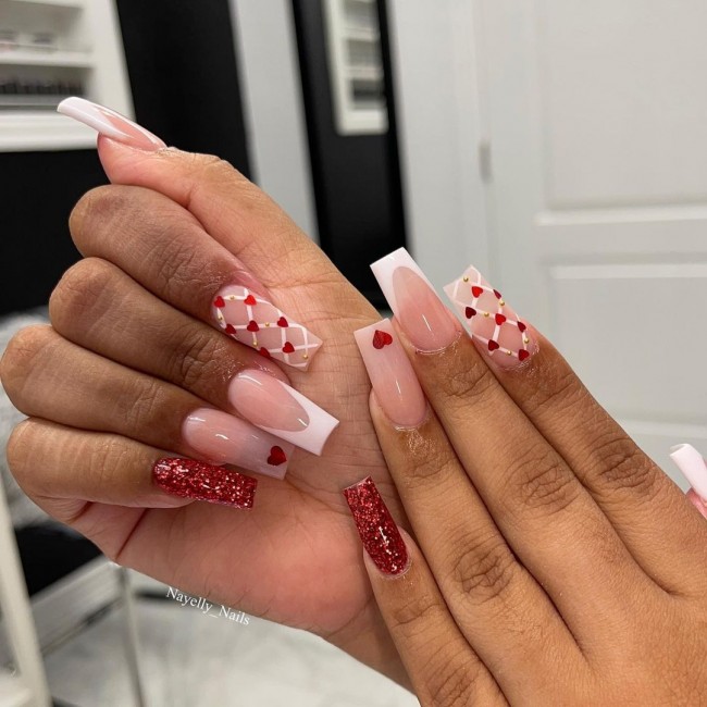 20+ Glam Nail Art Designs For Valentine’s Day — Nude Pink Mix n Match Nails