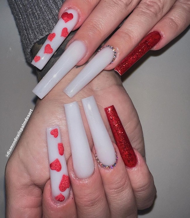 20+ Glam Nail Art Designs For Valentine’s Day — Red and White Nails