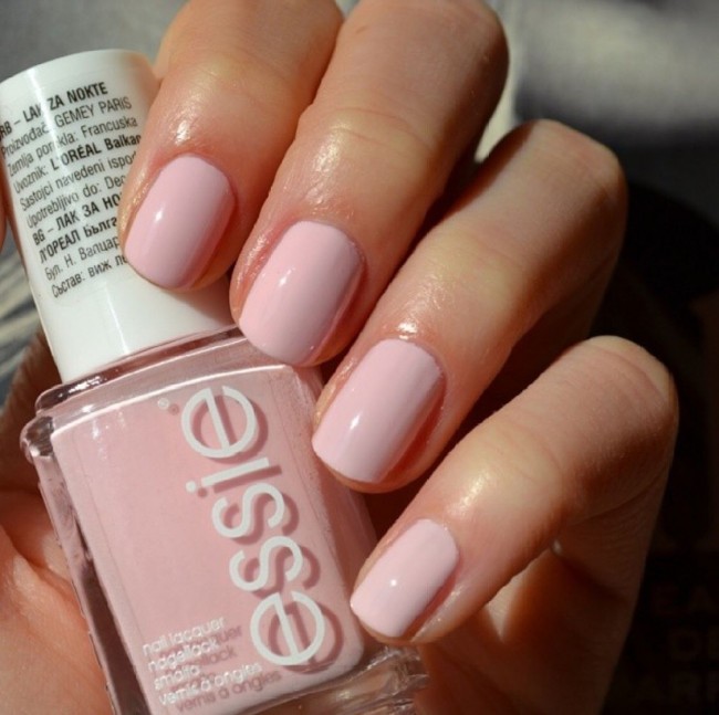 40+ Beautiful Nail Polish Colors  — Soft Pink Essie