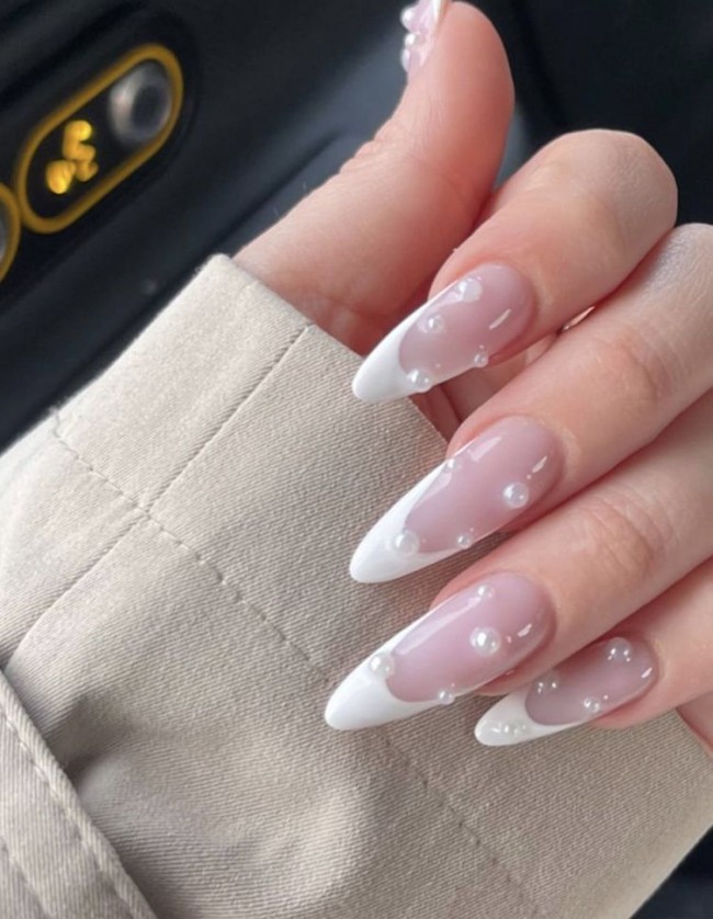 50+ Pearl Nail Art That Are Super Pretty — 10