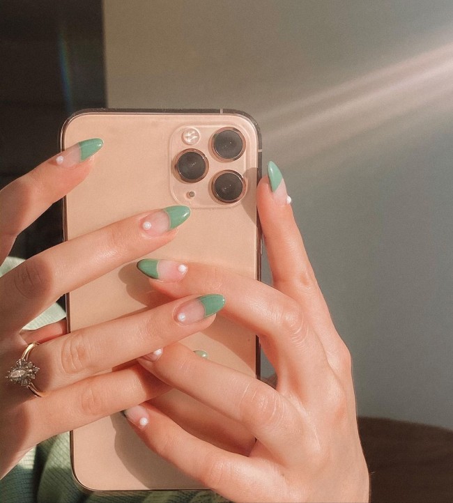 50+ Pearl Nail Art That Are Super Pretty — Pearl Nails Green French Tips