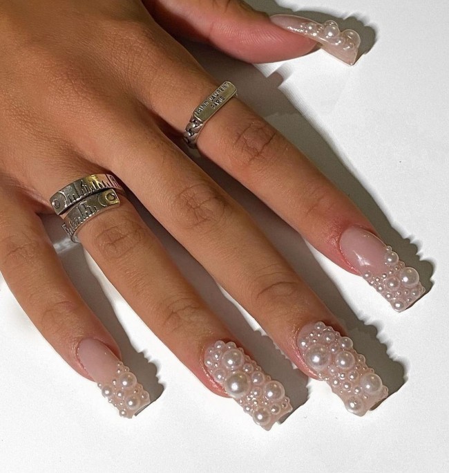 50+ Pearl Nail Art That Are Super Pretty — Pearl Galore