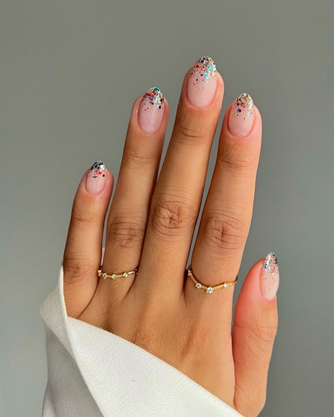 40+ Cute Nail Art Designs To Wear in Spring : Colorful Glitter Tips