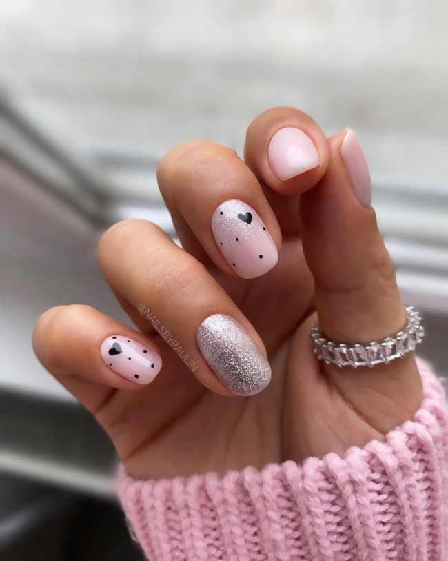 Valentine’s Day Nails That We Heart It — Nude Pink + Black Little Hearts