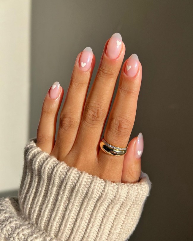 25 Cute Valentine’s Day Nail Designs 2022 : Minimalist Small White Heart Nails