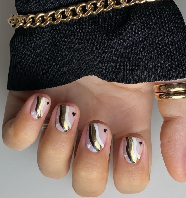 27 Pretty Heart Valentine’s Day Nails : Golden Monochrome Abstract Nails