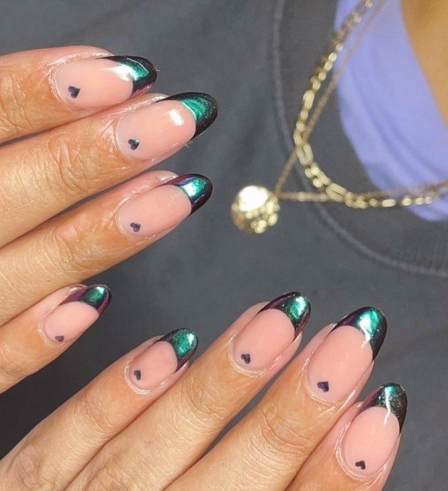 27 Pretty Heart Valentine’s Day Nails : Chrome Tip Nails with Small Black Heart