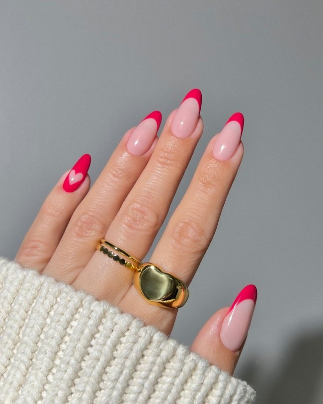 24 Charming Valentine’s Day Nail Ideas : Cut Out Heart Pink Nail & Pink Tips