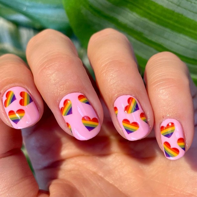 24 Charming Valentine’s Day Nail Ideas : Rainbow Heart Nails