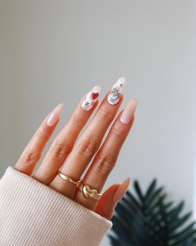 25 Cute Valentine’s Day Nail Designs 2022 : Cupid & Heart Nails