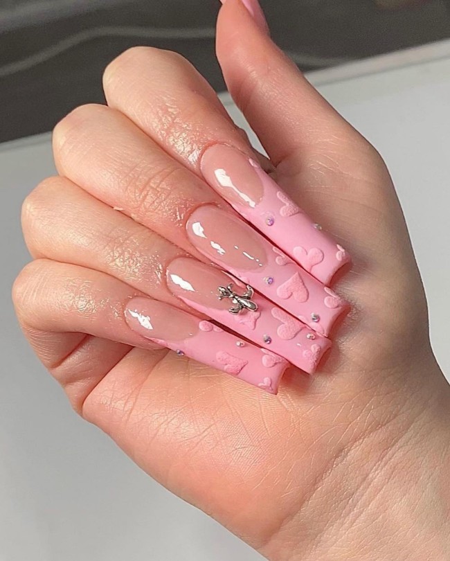 30+Trendy French Tip Nails for Valentines — Embossed Heart Pink Tip Nails