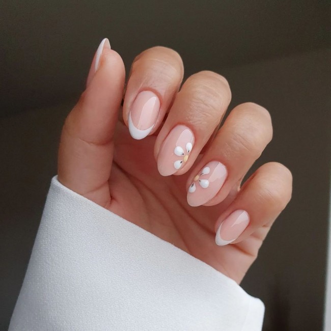 40+ Trendy Flower nail designs 2022 — Floral Nude White Tip Nails