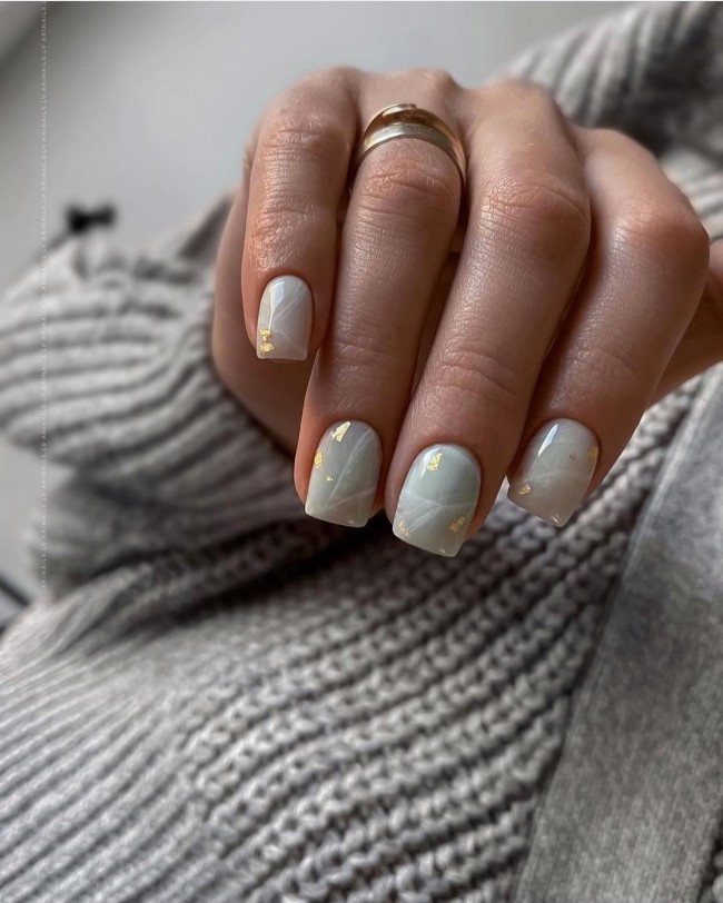 45 Pretty Nail Designs for Spring — Soft Pastel Green Marble Nails