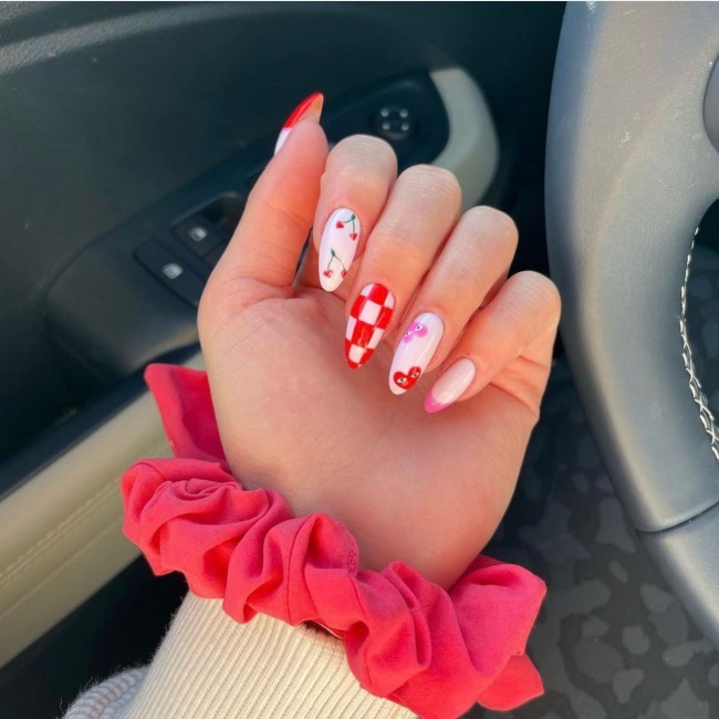 49 Beautiful Valentine’s Day Nails — Mixed Fun Nails