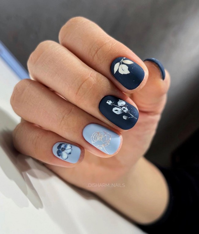 40+ Trendy Flower nail designs 2022 — Blue Flower Nail Art Design