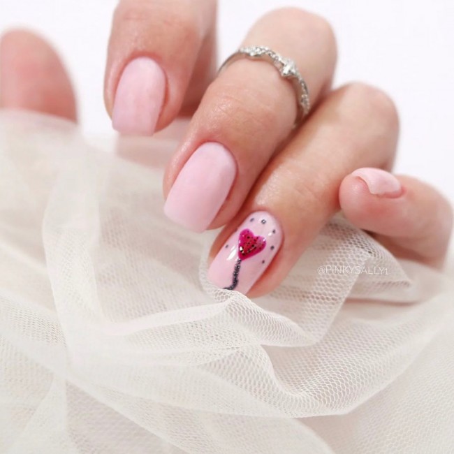 49 Beautiful Valentine’s Day Nails — Heart Balloon Nails