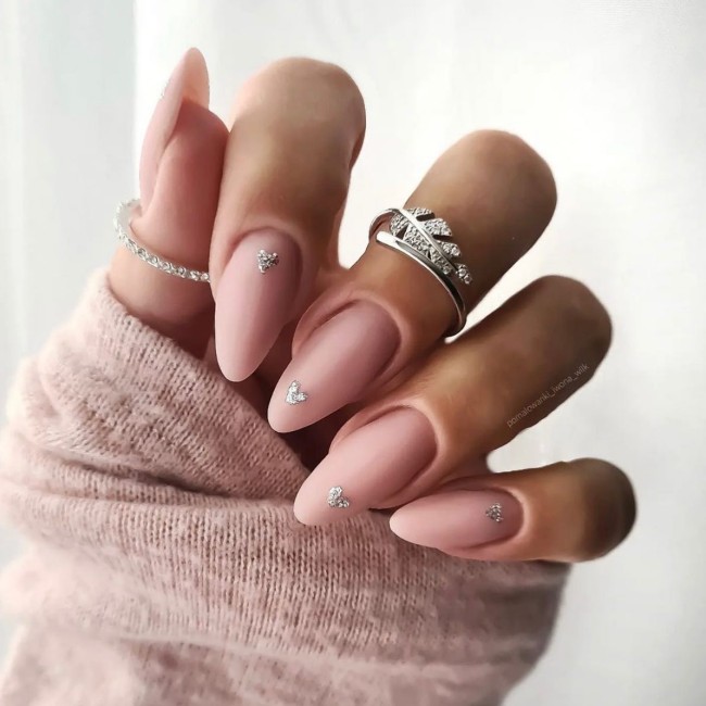 40+Crazy Cute Valentine’s Day Nails — Silver Heart Matte Nude Nails