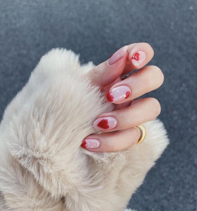 valentines day nails, valentines day nails 2022, valentines nail ideas, red heart nails , valentines nail acrylic, short nail art valentines, valentines nails gel, nude valentines nails