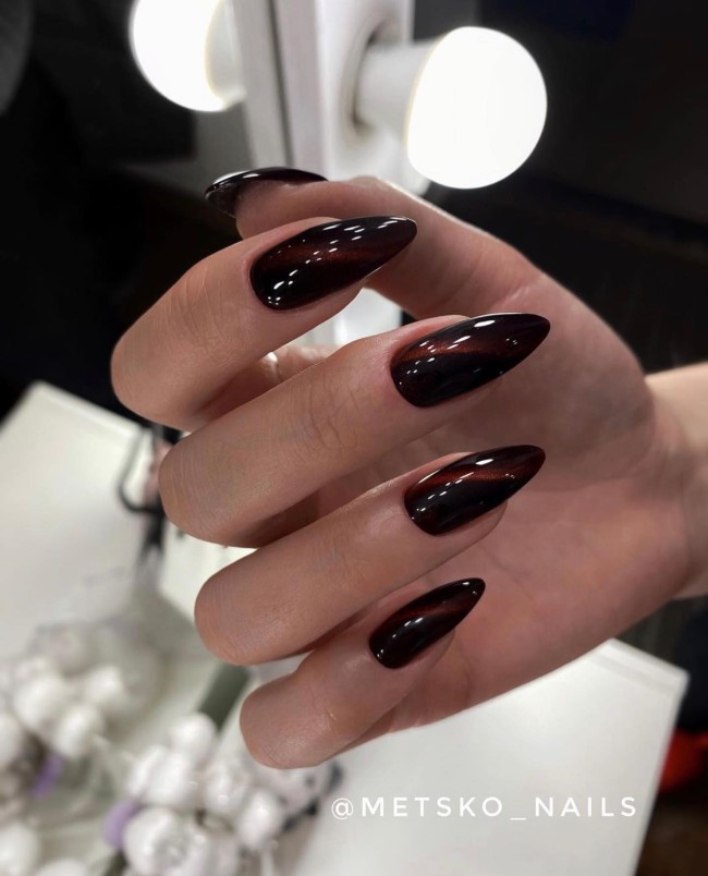 30+ Charming Black Nail Designs — Black Nails with Brown Splash