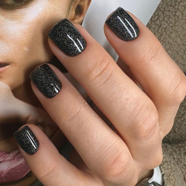 black nails 2022, black nail art designs, black acrylic nails, black nail designs short, marble black nail designs 2022, simple black nail designs, black nail designs, matte black nail designs, black and white nail designs, black nail designs 2022