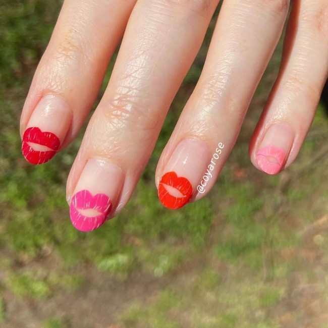 40+Crazy Cute Valentine’s Day Nails — French Kiss Tip Nail Art